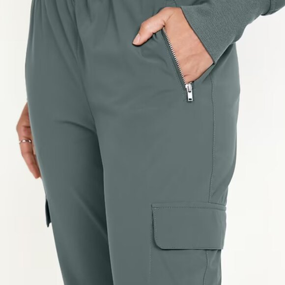 High-Waisted SleekTech Cargo Joggers - Picture 2 of 5